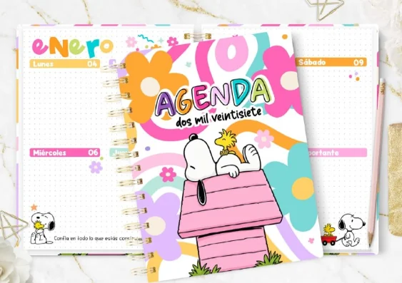 Agenda 2027 Happy Days Snoopy con sus interiores